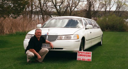 Spotlight Limousine Belleville